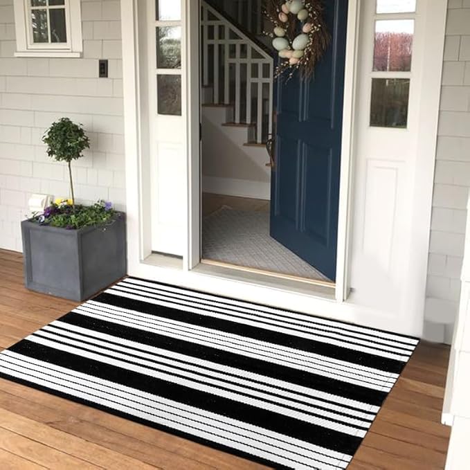 OJIA Black & White Outdoor Rug 3x5 Cotton Hand-Woven Christmas Striped Porch Rugs Machine Washable Entry Rug Indoor Outdoor Area Rug Front Door Rug Floor Mat for Farmhouse/Living Room/Home Entrance