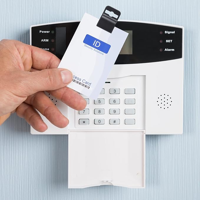 Eaasty Black Gripper Card Holder Clamps Black Swipe Plastic ID Card Secure Badge Holder for Standard Thickness ID Badge, CAC, Chip or Swipe(20 Pcs)