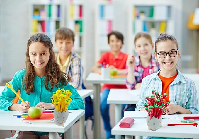 30 Pcs Cute Strawberry Gel Ink Pens Fun Kawaii Pens Fruit Writing Pens 0.5 mm Black Ink Cool Novelty Fun Pens for Office Home School Supplies Strawberry Party Favors (Cute Strawberry)